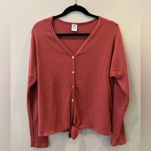 Super cute knit long sleeve top